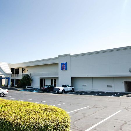 Motel 6-Frederick, Md - Fort Detrick Bagian luar foto