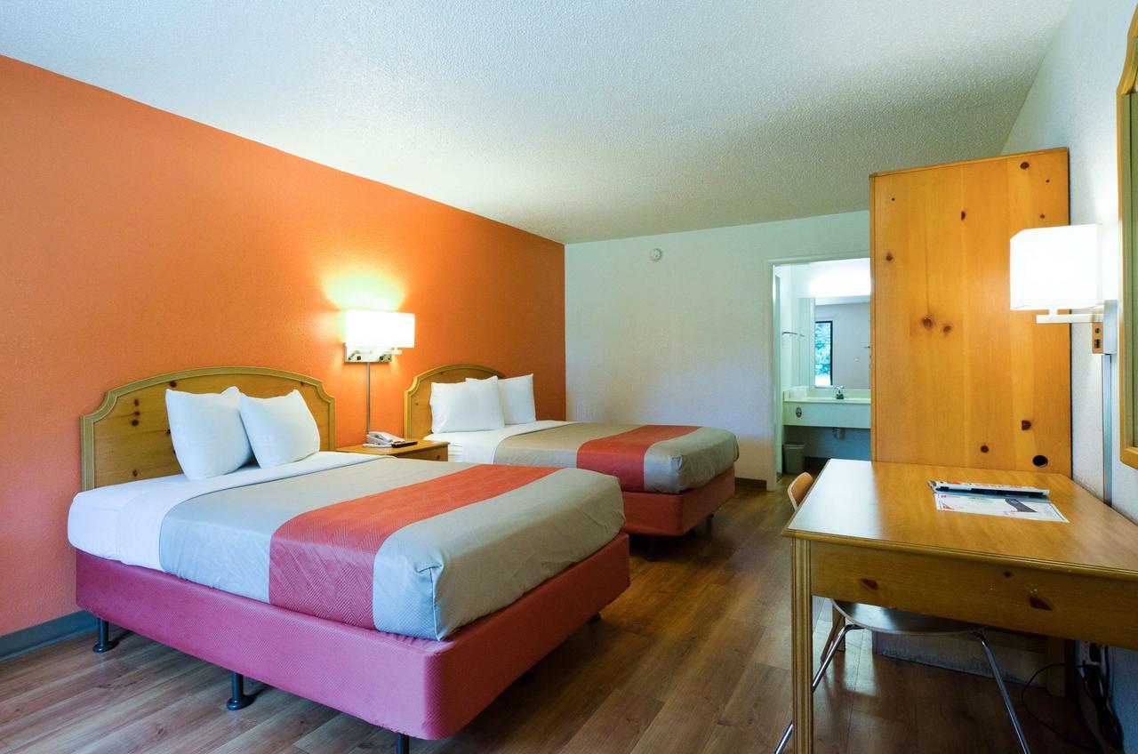 Motel 6-Frederick, Md - Fort Detrick Bagian luar foto