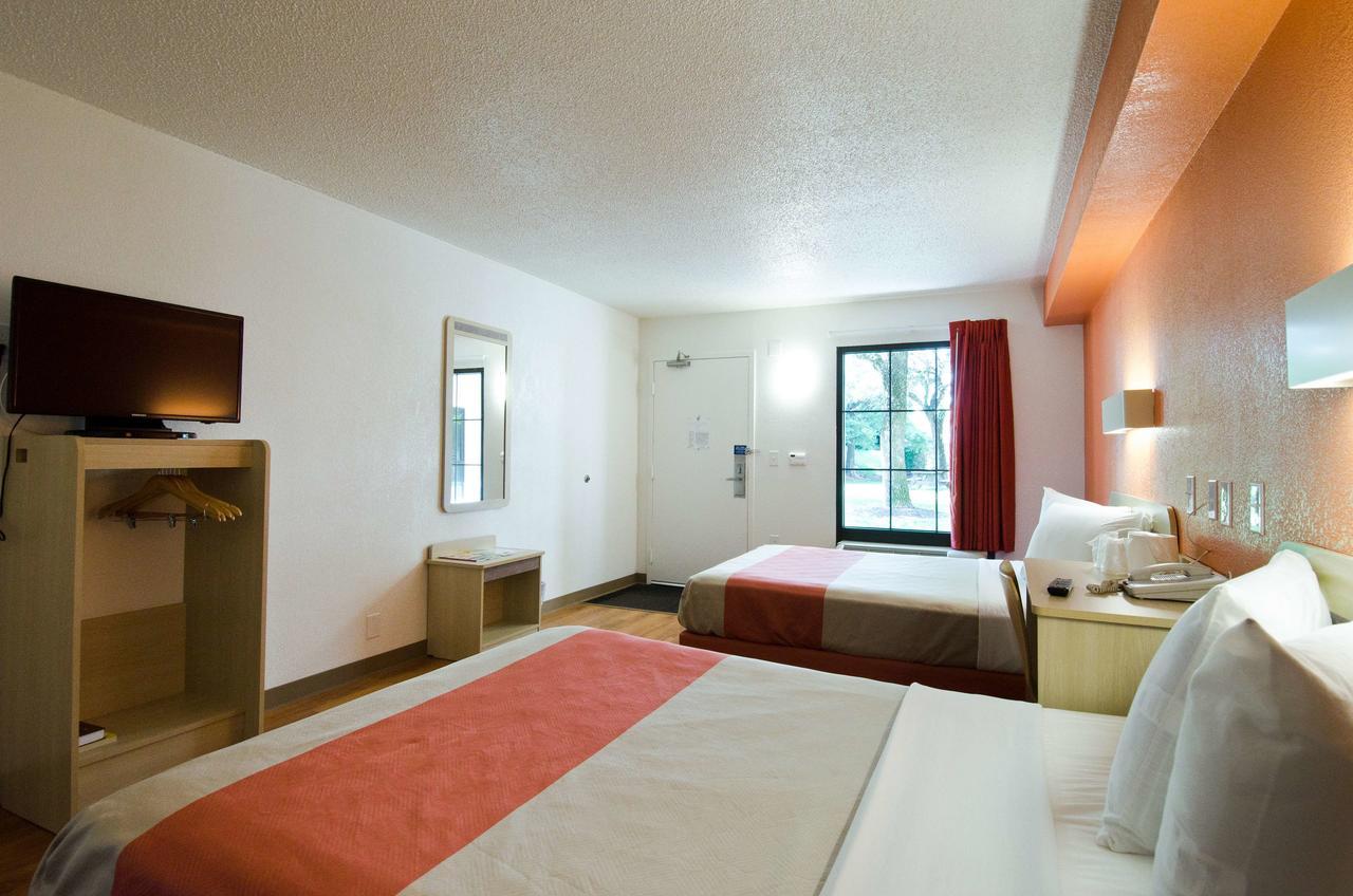 Motel 6-Frederick, Md - Fort Detrick Bagian luar foto
