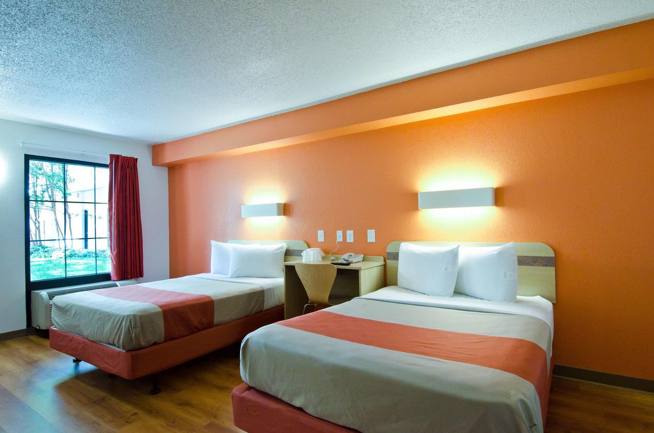 Motel 6-Frederick, Md - Fort Detrick Bagian luar foto