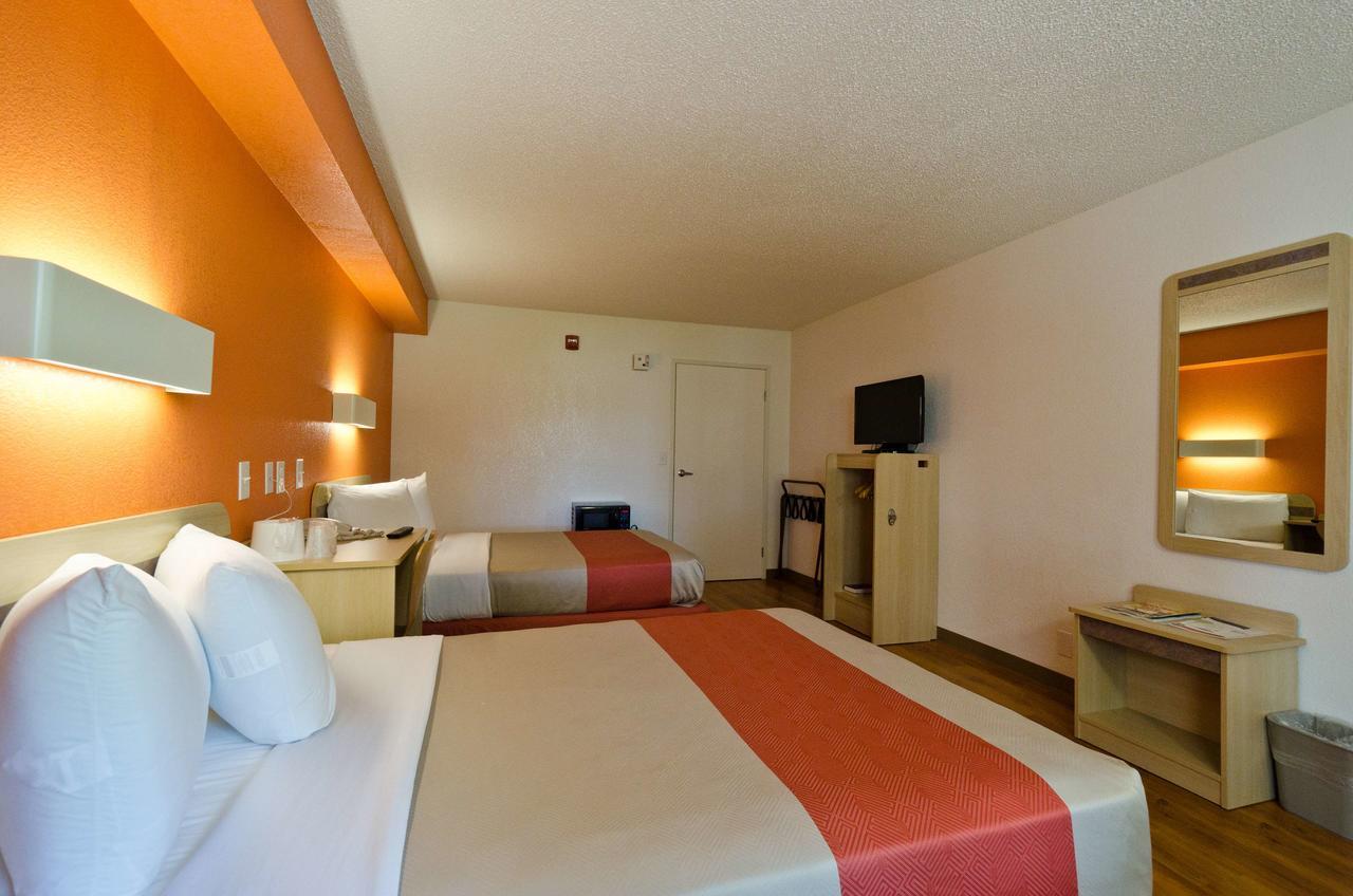 Motel 6-Frederick, Md - Fort Detrick Bagian luar foto