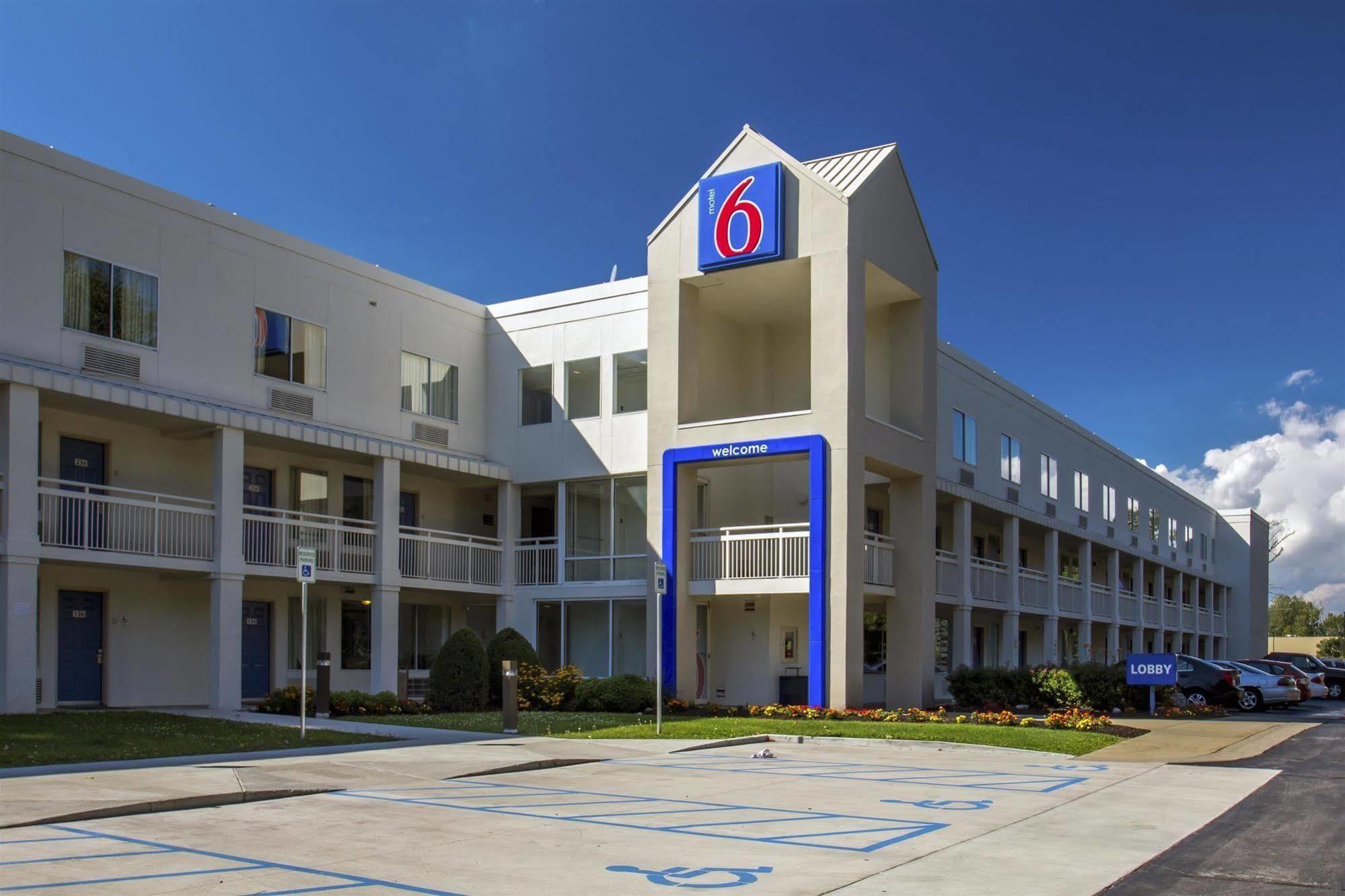 Motel 6-Frederick, Md - Fort Detrick Bagian luar foto