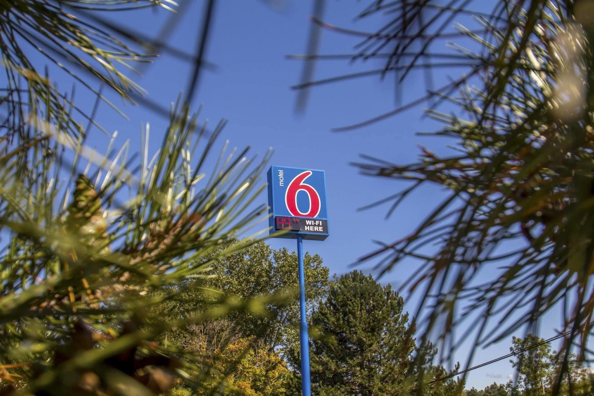 Motel 6-Frederick, Md - Fort Detrick Bagian luar foto